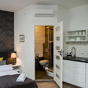 Modern In Old City Hotel apartamentowy