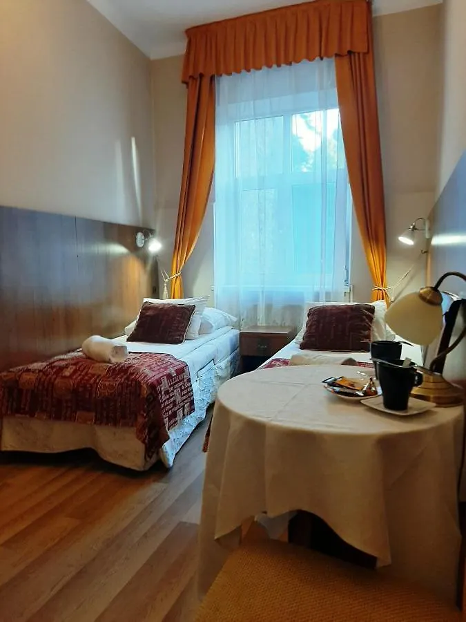 Bed and Breakfast Red Carpet Premium Kraków Nocleg ze śniadaniem
